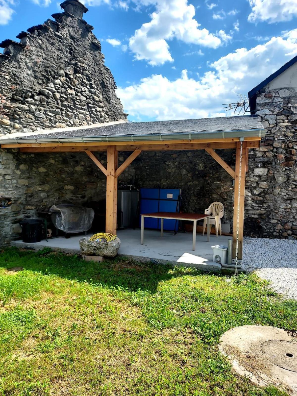 Maison De Village Au Pied Des Pyrenees Marignac  Buitenkant foto